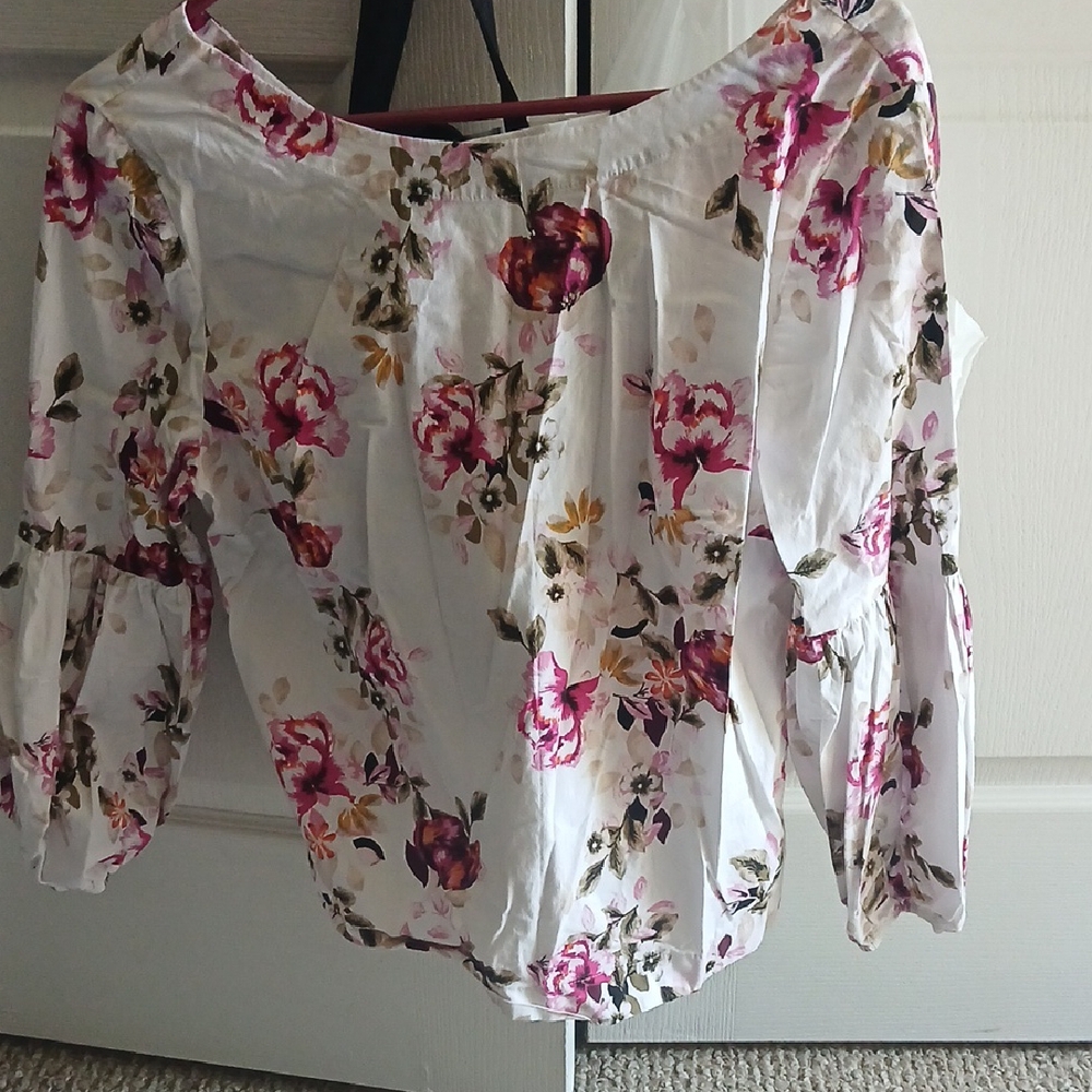 White House Black Market Floral Blouse with Pink and Red Accents